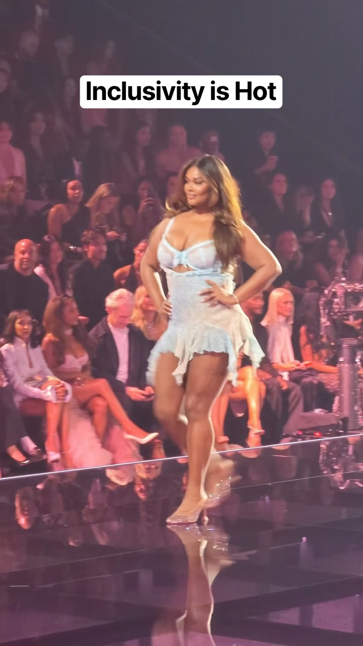 INCLUSIVITY at the @VictoriasSecret 2026 fashion show 🪽 #invitedbyyoutube