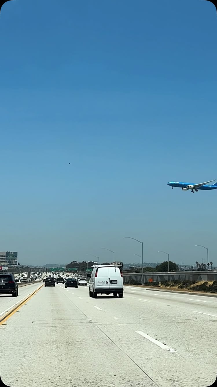 _🛣️🇺🇸💜
.
📌follow @nhel_cali 📸
.
#california #losangeles #usa #visitcalifornia #cityofangels