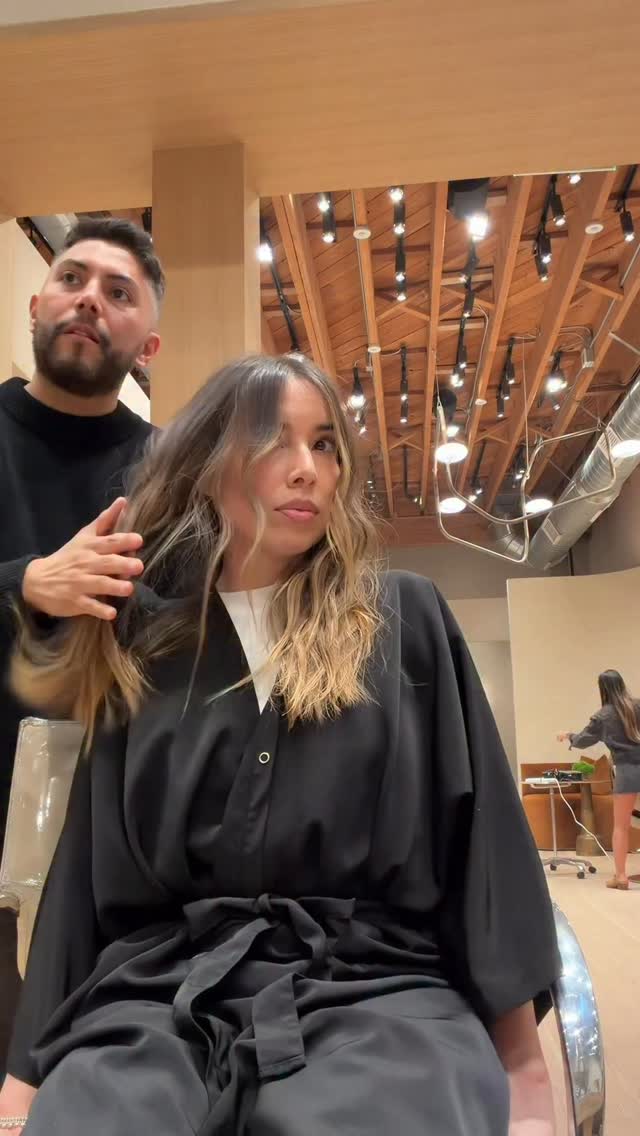 @katy new length, amazing hair color, and good texture🫰🏼✂️ @emijayinc 

Hair color @taunidawson 
@florelosangeles