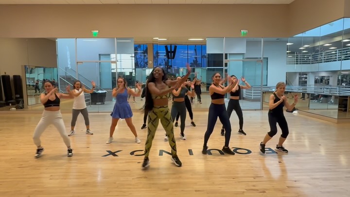 Monday morning mood! 🔥 When Bad Bunny comes on, the whole room shifts. This is how we bring the heat to my Cardio Latin Dance classes. 

Who is matching this energy with me this we