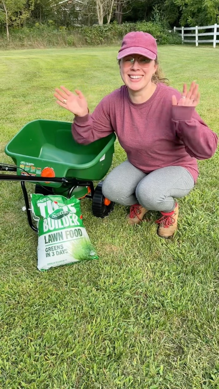 Fall lawn care in the middle of a busy season? Here’s what worked for us with @ScottsLawn