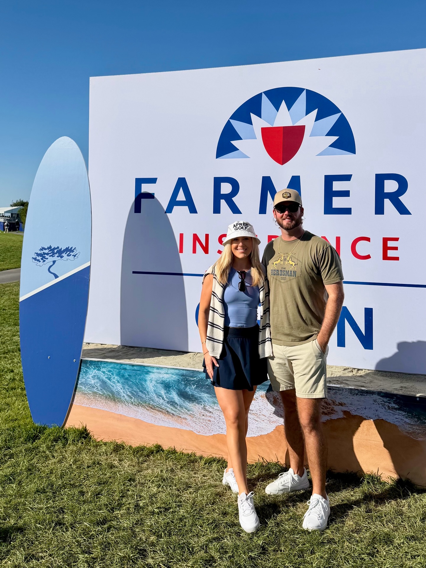 Farmers weekend!! 🏄‍♂️🪂🏌️
•
•
•

#farmersinsuranceopen #torreypines #torreypinesgolfcourse #pgatour #westcoastswing