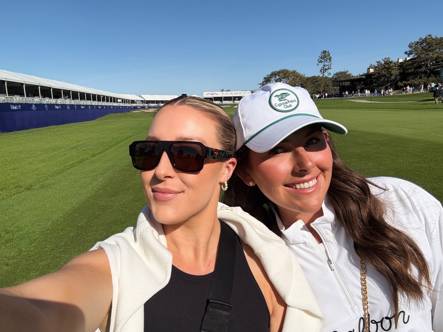 a day with @dobeltequila 🍋‍🟩
•
•
•
ad #dobeltequila #tequilacocktails #pgatour #farmersinsuranceopen #torreypines