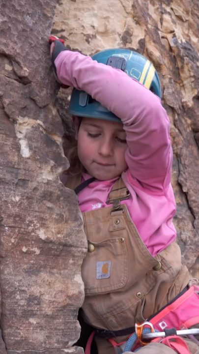 My hardest multi-pitch yet!!
•
This week I got to lead all the pitches of “Triassic Sands” (5.10)! With my Dad and littl