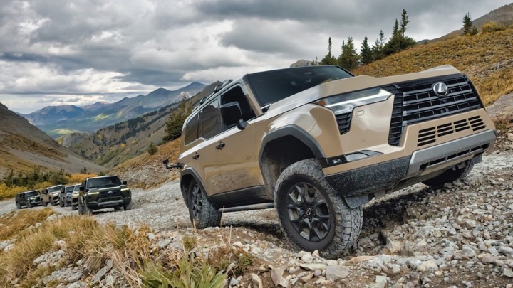 STOCK Lexus GX550 & LX700h on Imogene Pass