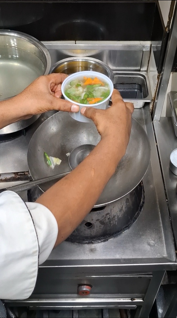 Vegetable Clear Soup Restaurant Style 😋