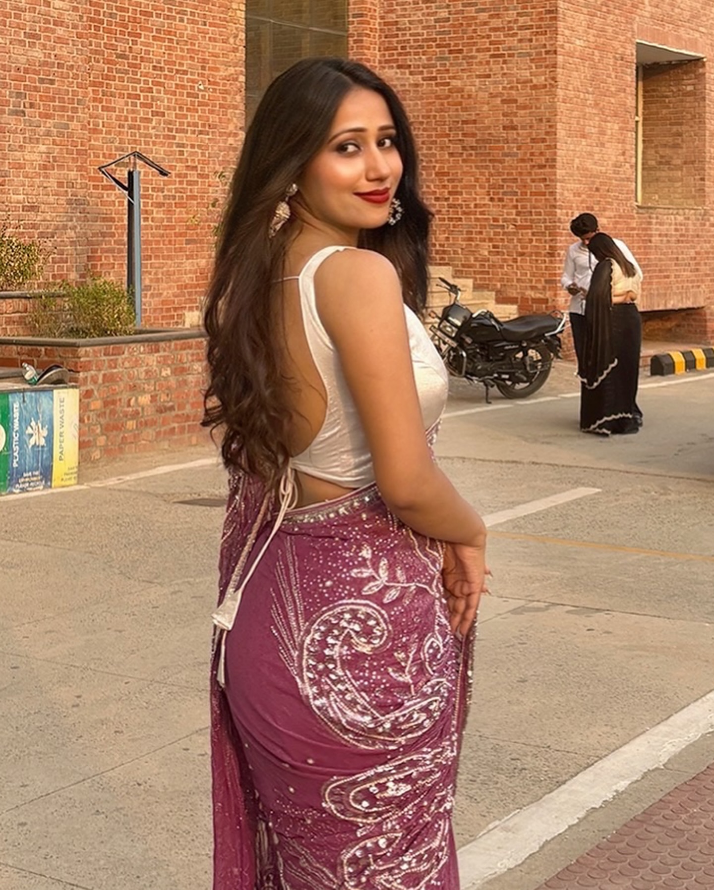 Just me in a saree….
.
.
.
#farewell #farewellsaree #sareeinspo #college #end #mbafarewell #loveyouforreadingmyhashtags