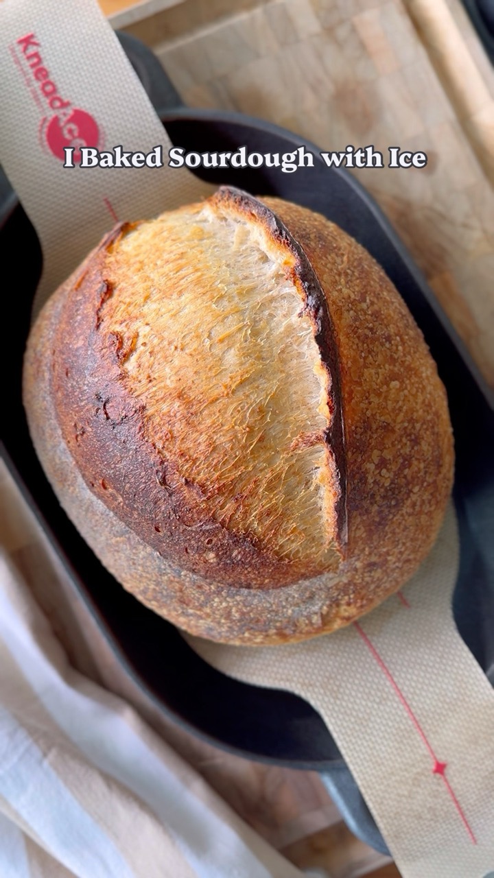 BAKE BREAD WITH ICE! #sourdough#breadmaking#homebaker#breadrecipe#asmr#dutchoven#bakingtutorials