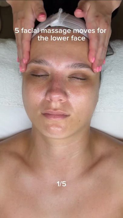 A little massage, a little self-care, a lot of relaxation ✨ 

Here are 5 of my favorite facial massage moves for the lower half of the face. Save & try out these movements! 

#esthetician #facials #deeptissuemassage #fac