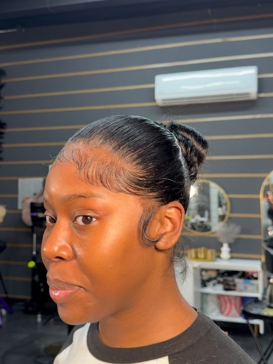 Double frontal bun✨

#nychairstylist #harlemhairstylist #bronxhairstylist #fyp