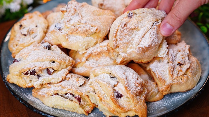 Melts in your mouth in seconds! A cookie recipe you won't be able to stop eating.