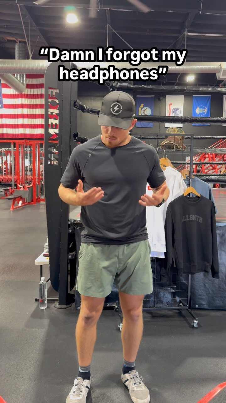 Always gotta be there for your gym bro 👌🏼