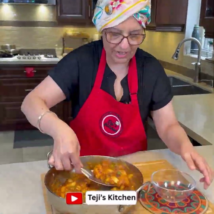 Pineapple Chutney Recipe | Sweet, Spicy & Tangy Pineapple Chutney | Teji’s Kitchen