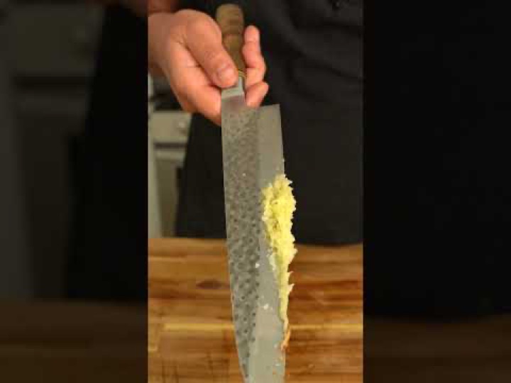 Every Way to Mince Garlic