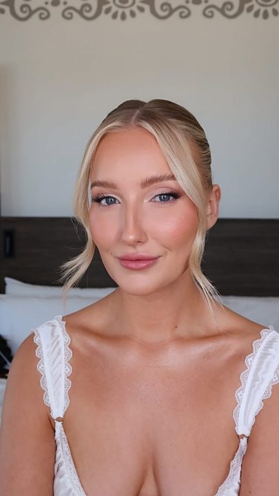 A weekend in Cabo with the most beautiful bride 😍💫👰🏼‍♀️ @kyliera
Bridal makeup by me
Hair @stephaniegardnerstyles 🤍

Product breakdown

Prep
@kiehls - avocado eye cream
@contorbeauty - artist eye patches
@innisfree - gre