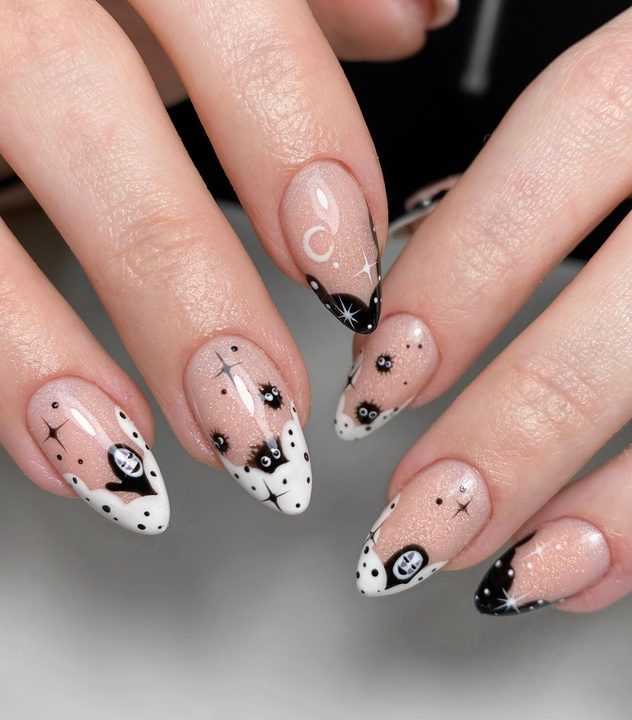 If you’re Ghibli fan recommend me some movies to start with 🥰💖

Spirited away nails for my lovely clients trip to Japan 🖤

@the_gelbottle_inc Juliette 
@homeofnailart black and white detail paint 
@mpfbrushnails_ 10mm li