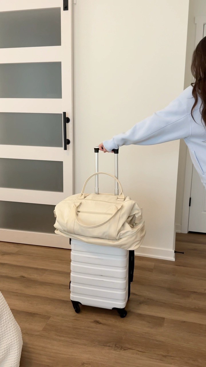 tori lanaee — recent post 2