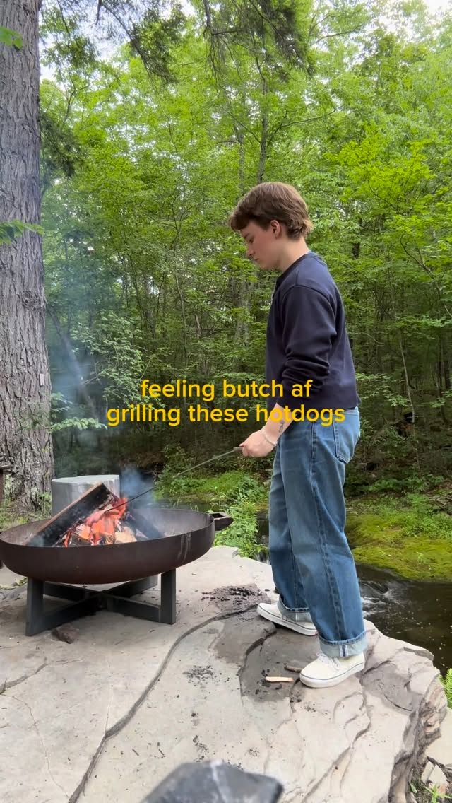 building a campfire and cooking over it had me feeling like brokeback mountain #icantquityou #butch #hotdog