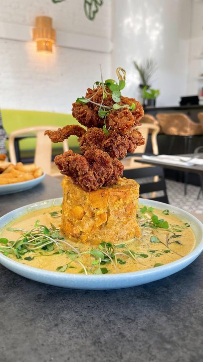 @healthyasamotha is open and it’s beautiful inside, the service was wonderful and food was delish. The decor is modern, rustic, chic with lots of details that pay homage to the owners’ Dominican and Trinidadian families.