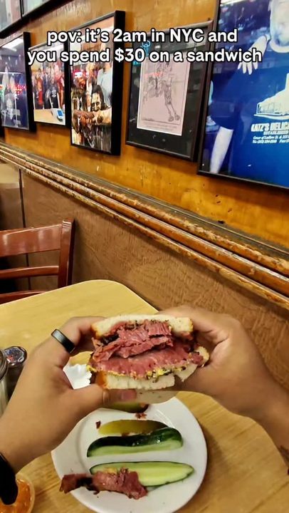pov you get Katz Deli at 2am #nyc #deli #nycfoodie 
#citylife #foodie